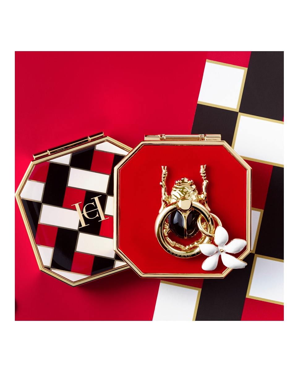 Anilla Amuleto The Compact Carolina Herrera 3