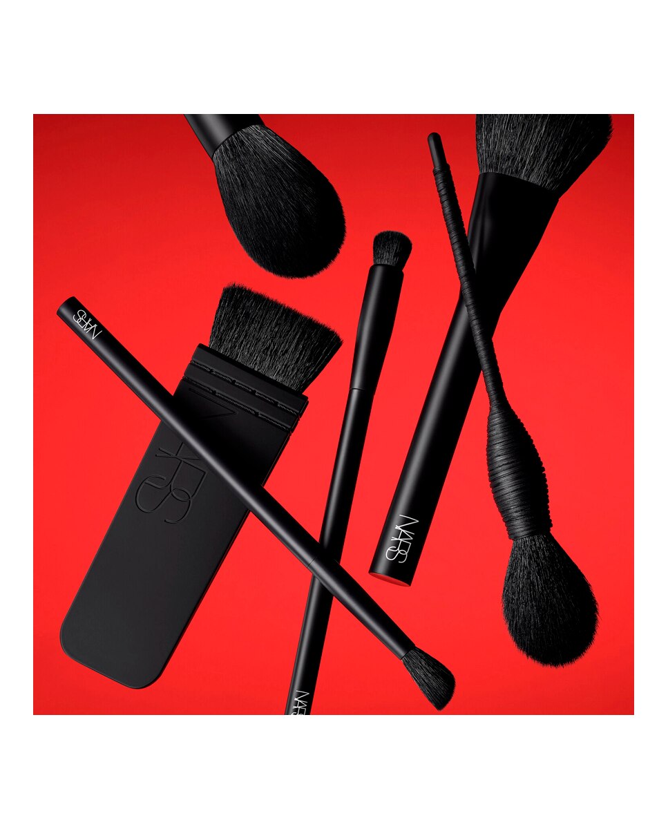 Brochas para sombra de ojos Allover Eyeshadow Brush Nº 20
  Nars 2