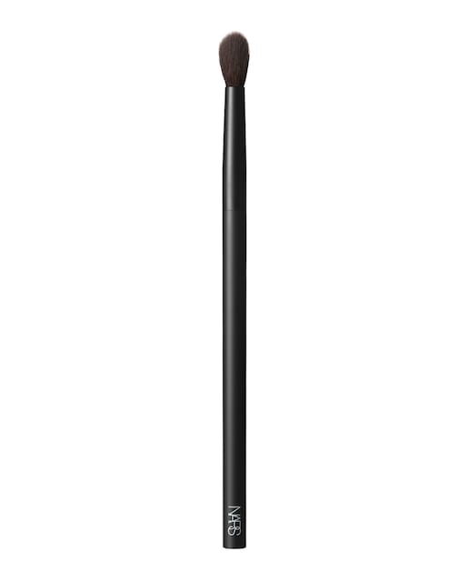 Imagen 0 de Brocha para mezclar sombras de ojos e iluminador Blending Brush Nº 22 Nars