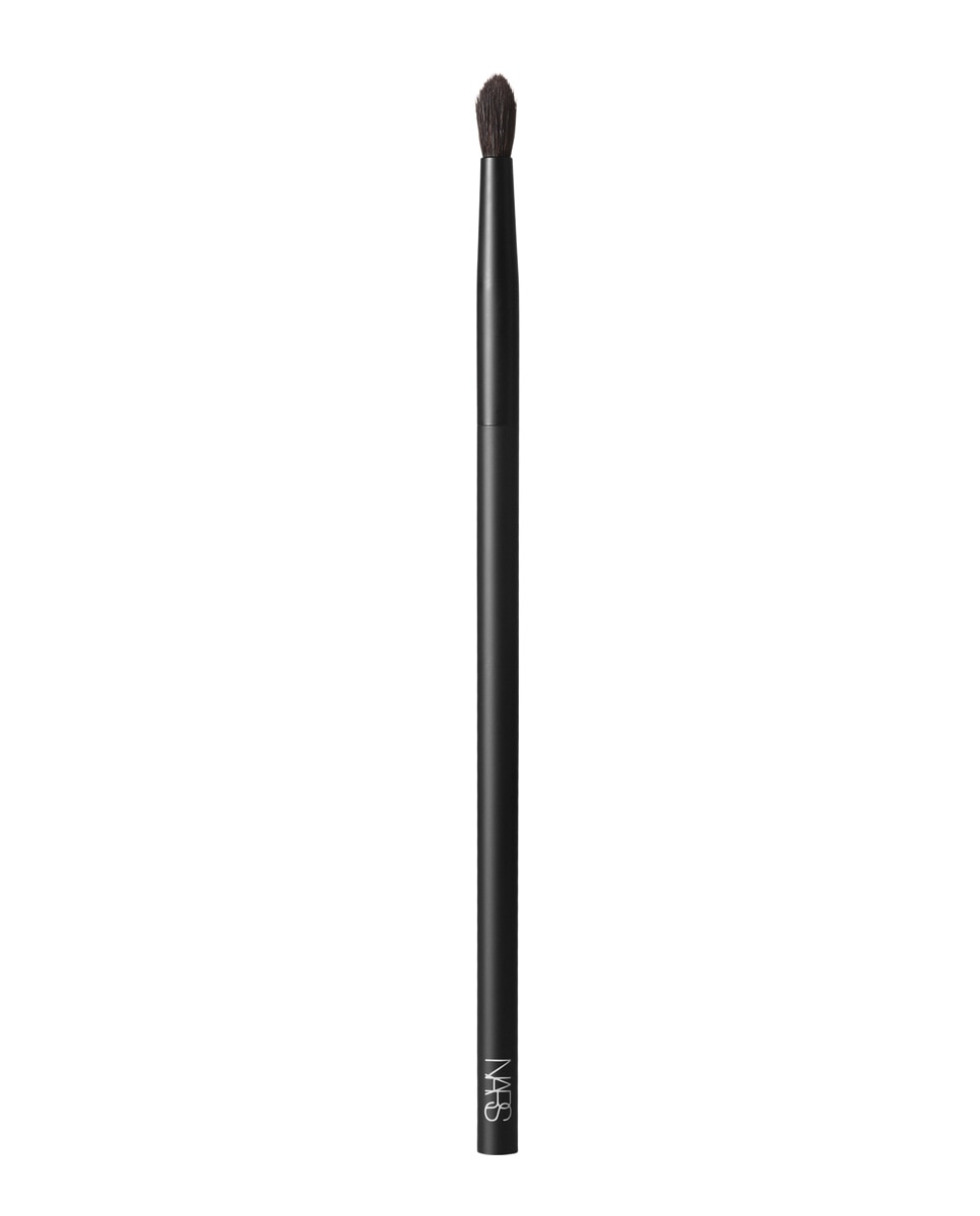 Nars - Brocha para aplicar con precisión sombras de ojos Precision Blending Brush 23 Nars.