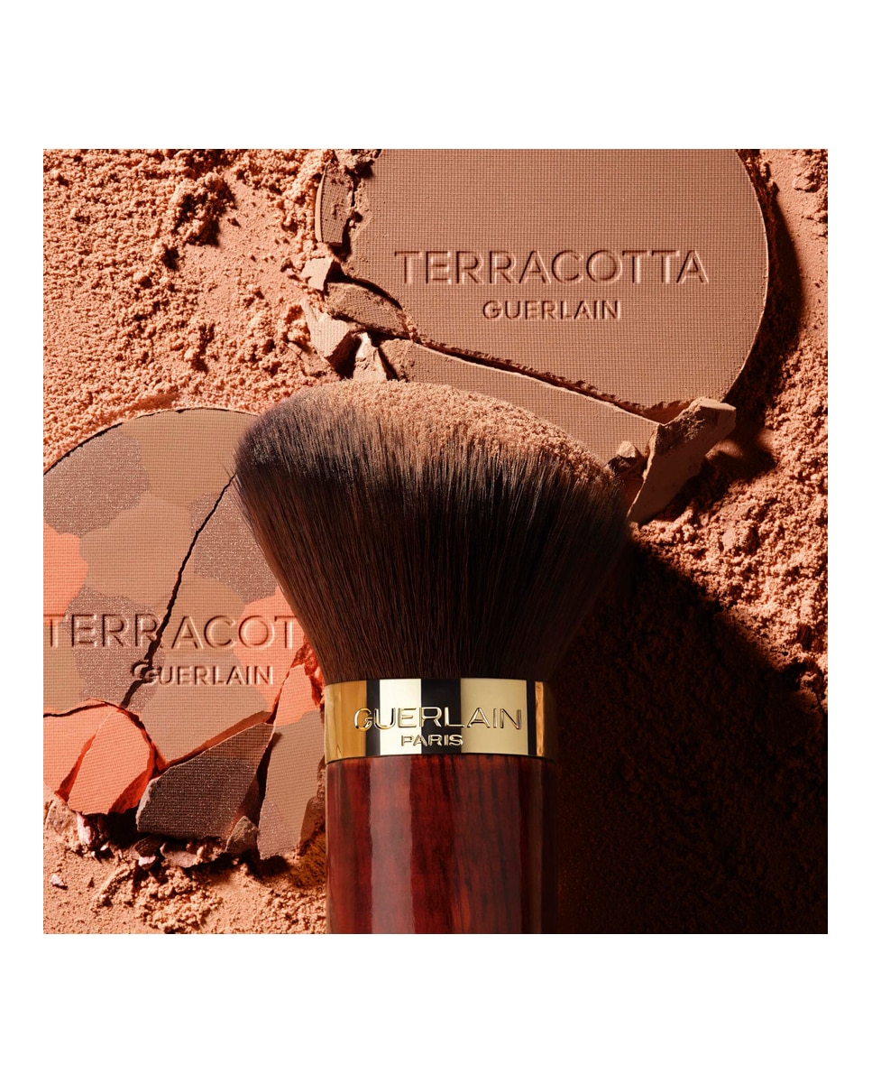 Brocha para polvos bronceadores Terracotta Guerlain 2