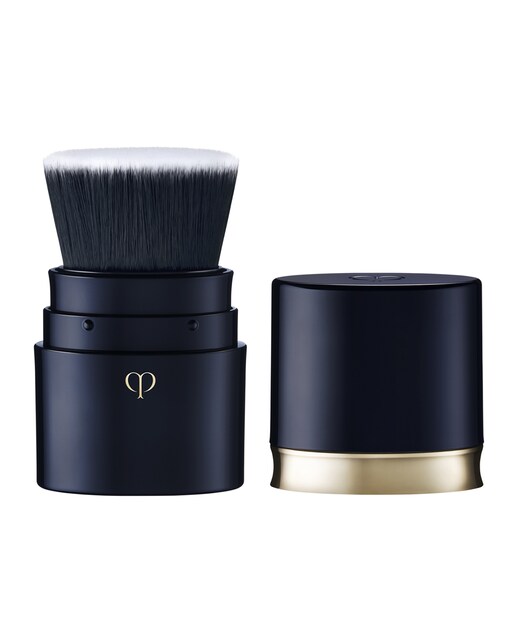 Brocha portátil para base de maquillaje Portable Brush Clé de Peau Beauté
