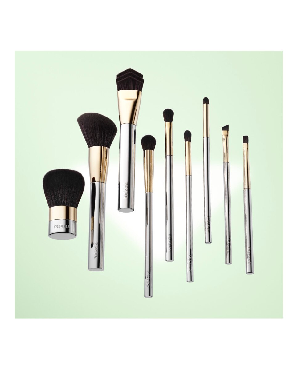 Pincel Corrector Efecto Pulido 04 Prada Beauty 3