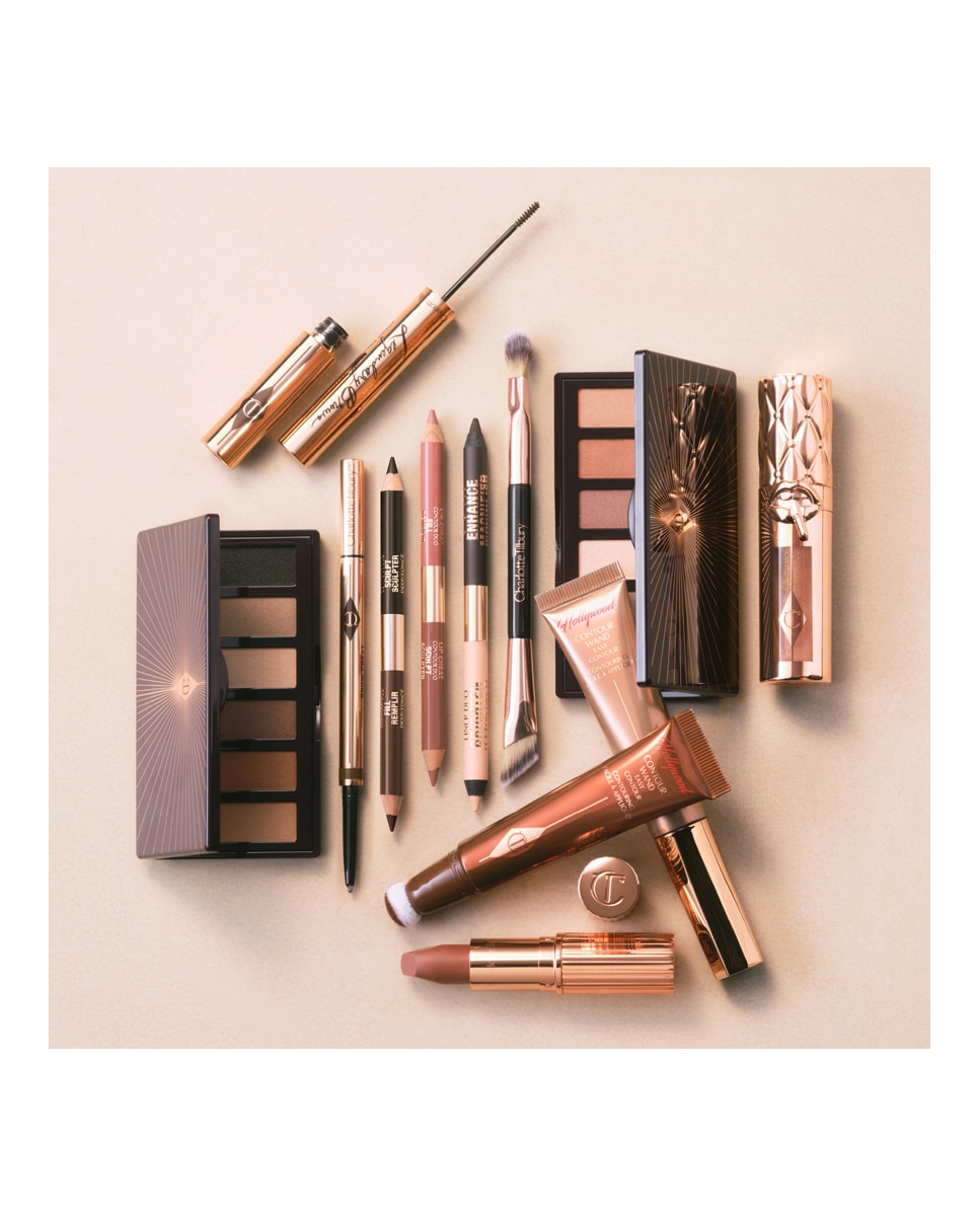 Brocha de Maquillaje Super Nudes Shapewear Charlotte Tilbury 3
