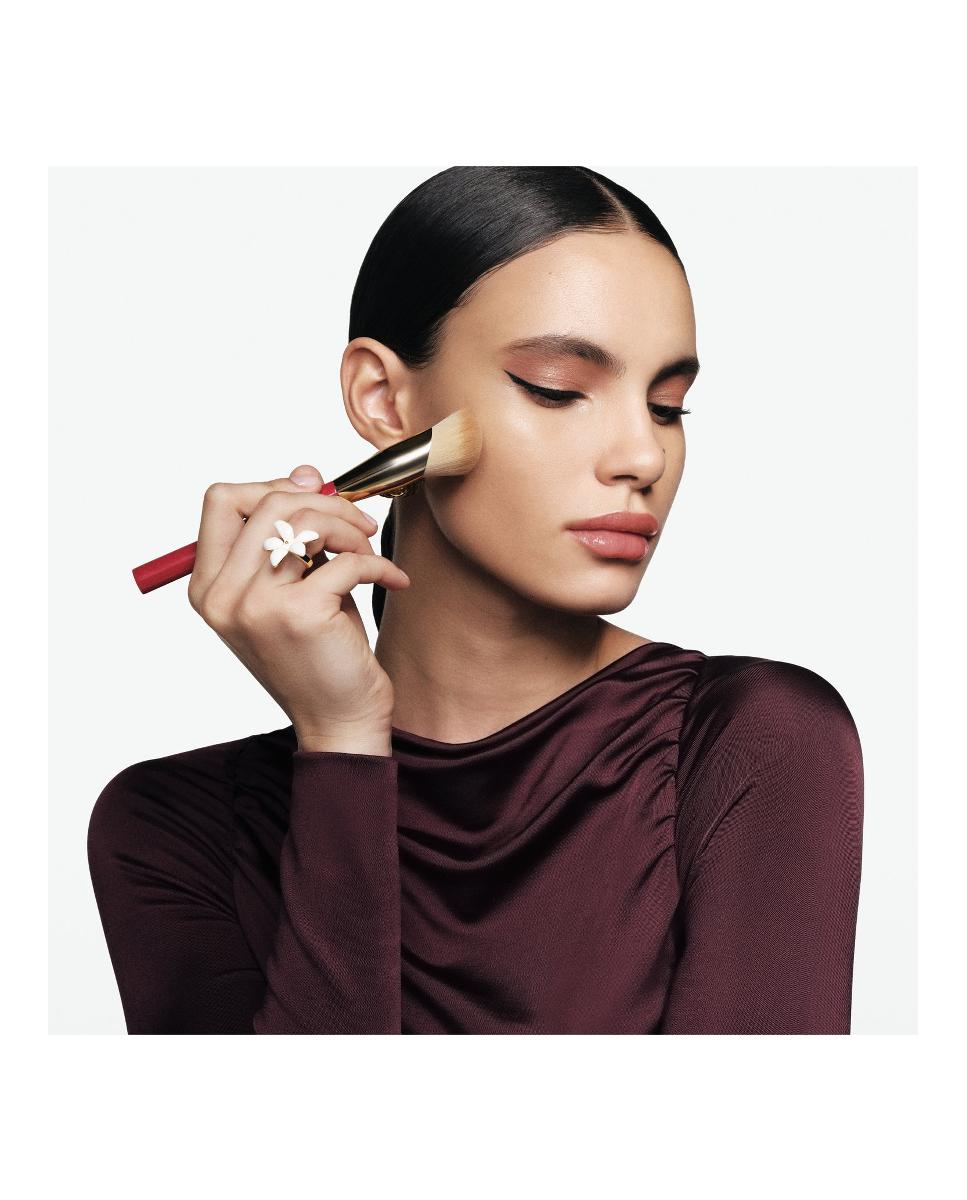 Brocha Para Base De Maquillaje Herrera Confidencial Carolina Herrera 5
