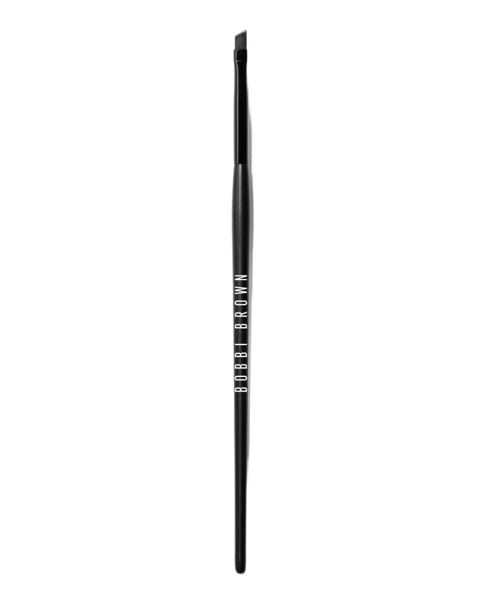 Eye Definer Brush Brocha definidora de ojos 1