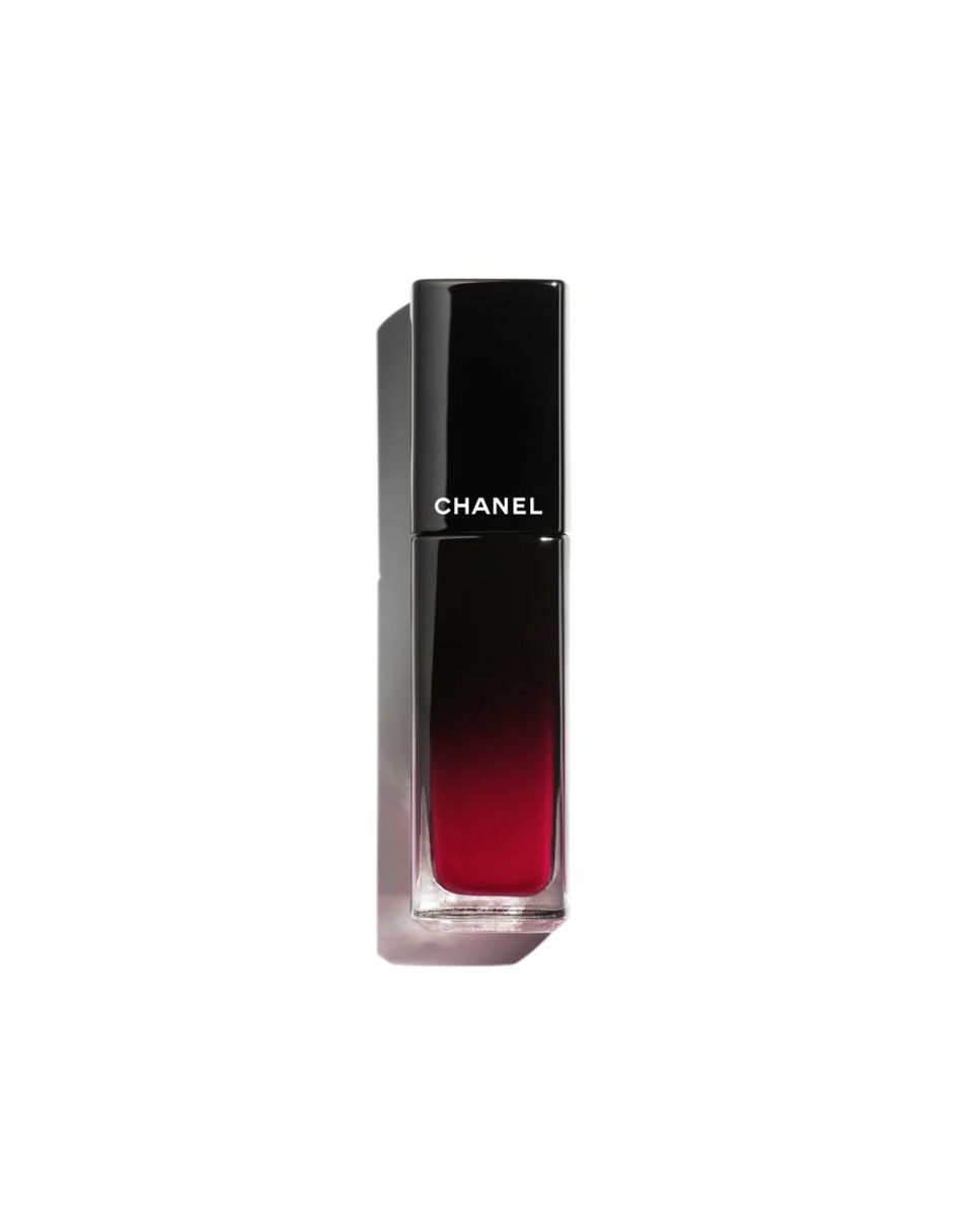 CHANEL - La Barra de Labios Líquida Brillante y de Larga Duración.