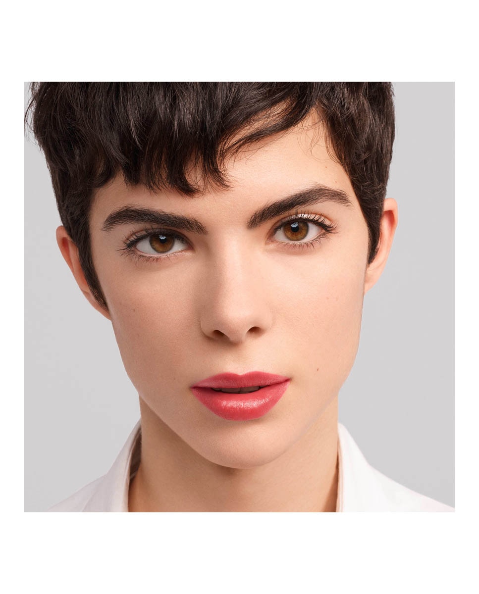 Bálsamo labial con color The Mini Tint Carolina Herrera Coral Smack 006 2 g Coral Smack 006-4