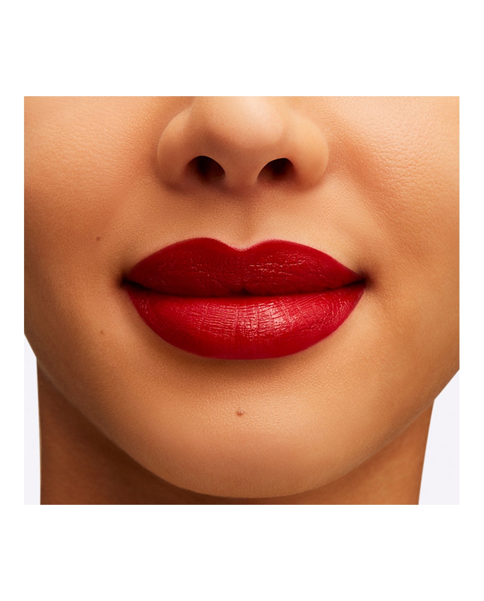 Barra de labios Love Me Liquid Lip Colour M.A.C 4