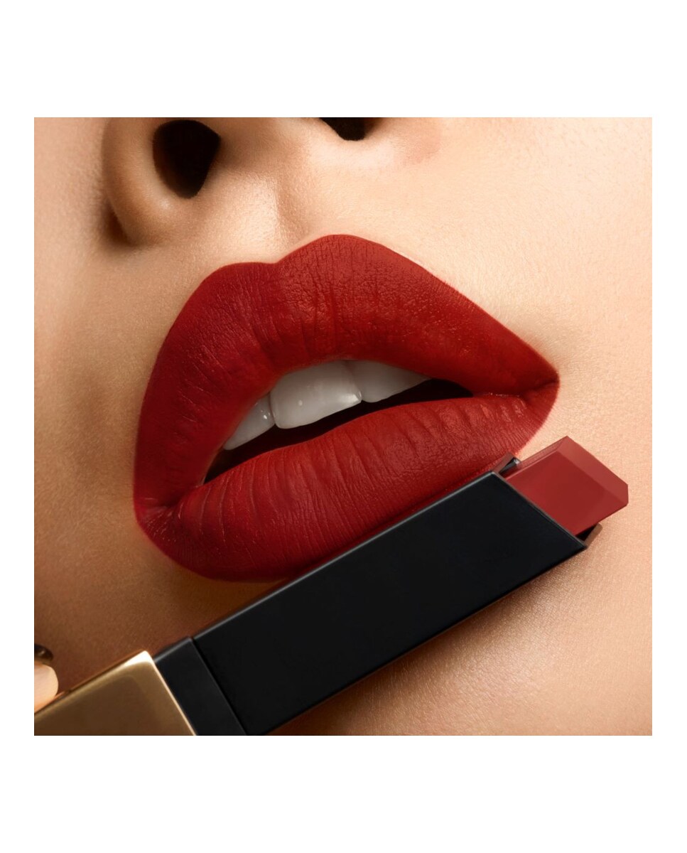 Barra de labios Rouge Pur Couture The Slim Yves Saint Laurent 1966 Rouge Libre-3