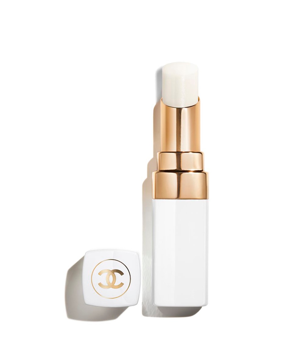 CHANEL - El Bálsamo Con Color Hidratante, Con Una Intensidad A Medida, Para Unos Labios Más Bellos Día Tras Día.