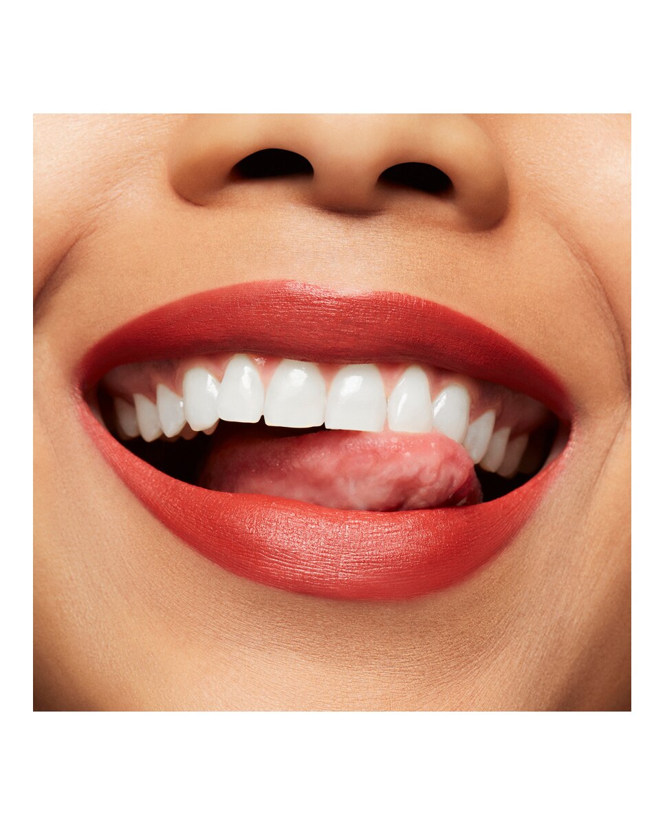 Barra de Labios Matte Lipstick Chili Crew M.A.C 4