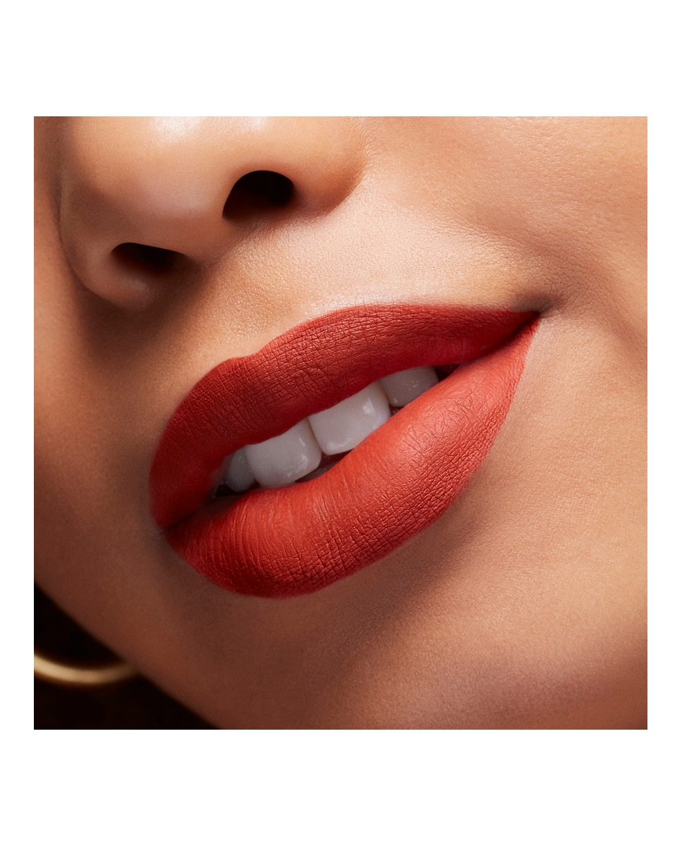 Locked Kiss 24HR Lipcolour Barra de Labios Líquida - Brazen Brazen-5