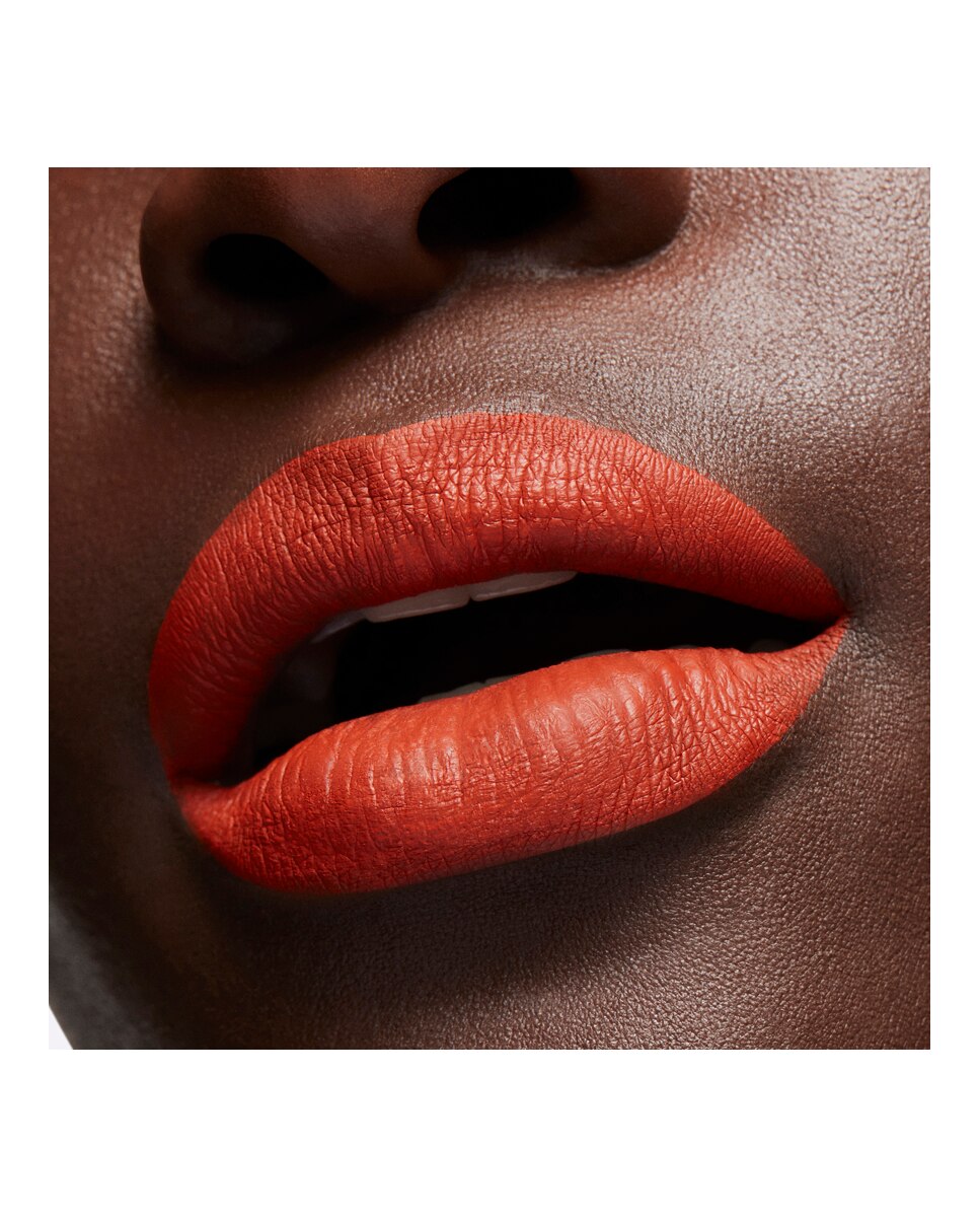 Locked Kiss 24HR Lipcolour Barra de Labios Líquida - Brazen Brazen-6