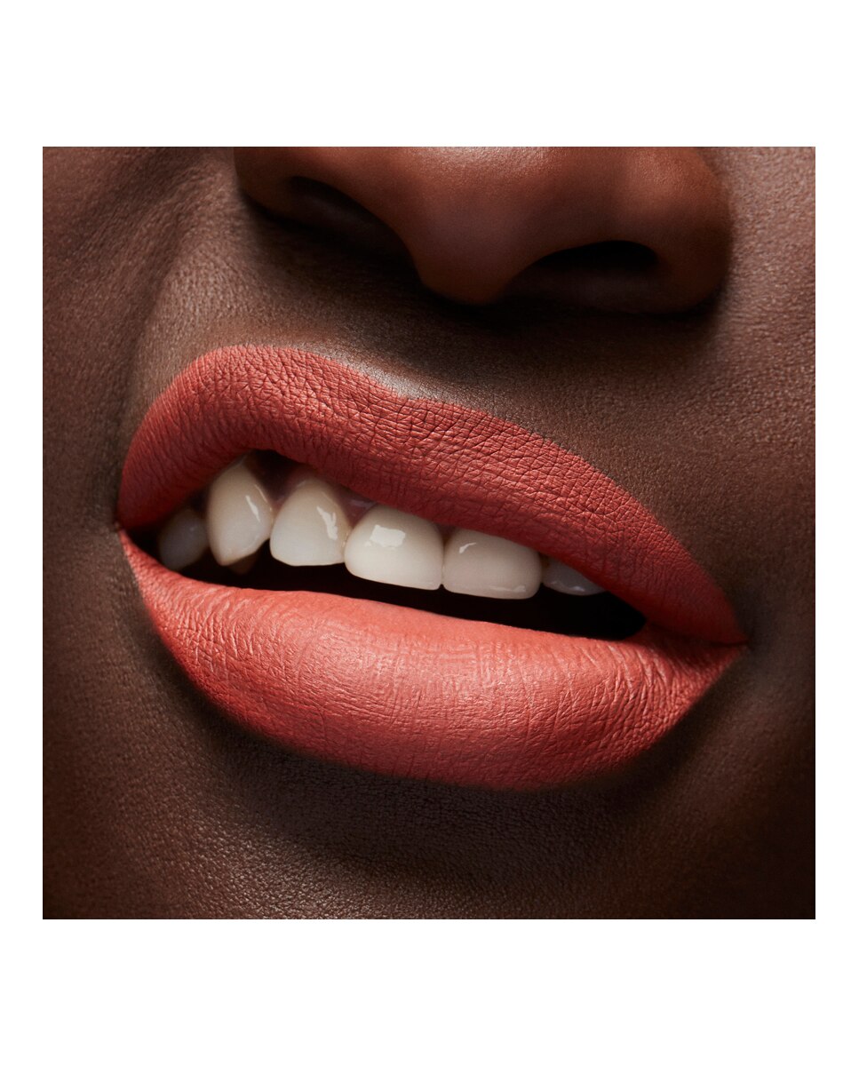 Locked Kiss 24HR Lipcolour Barra de Labios Líquida - Emphatic Emphatic-6