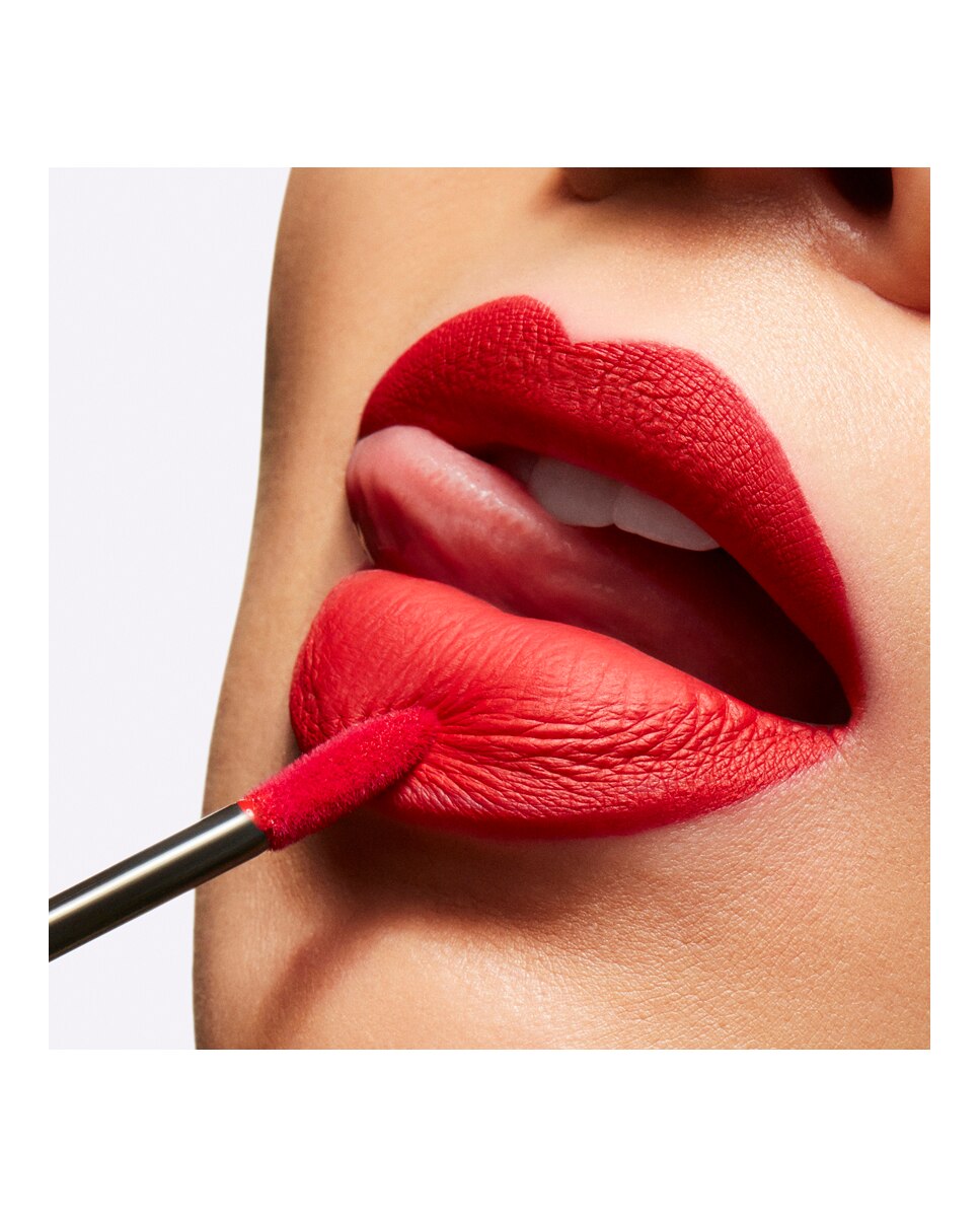 Imagen 7 de Locked Kiss 24HR Lipcolour Barra de Labios Líquida - Ruby True Ruby True