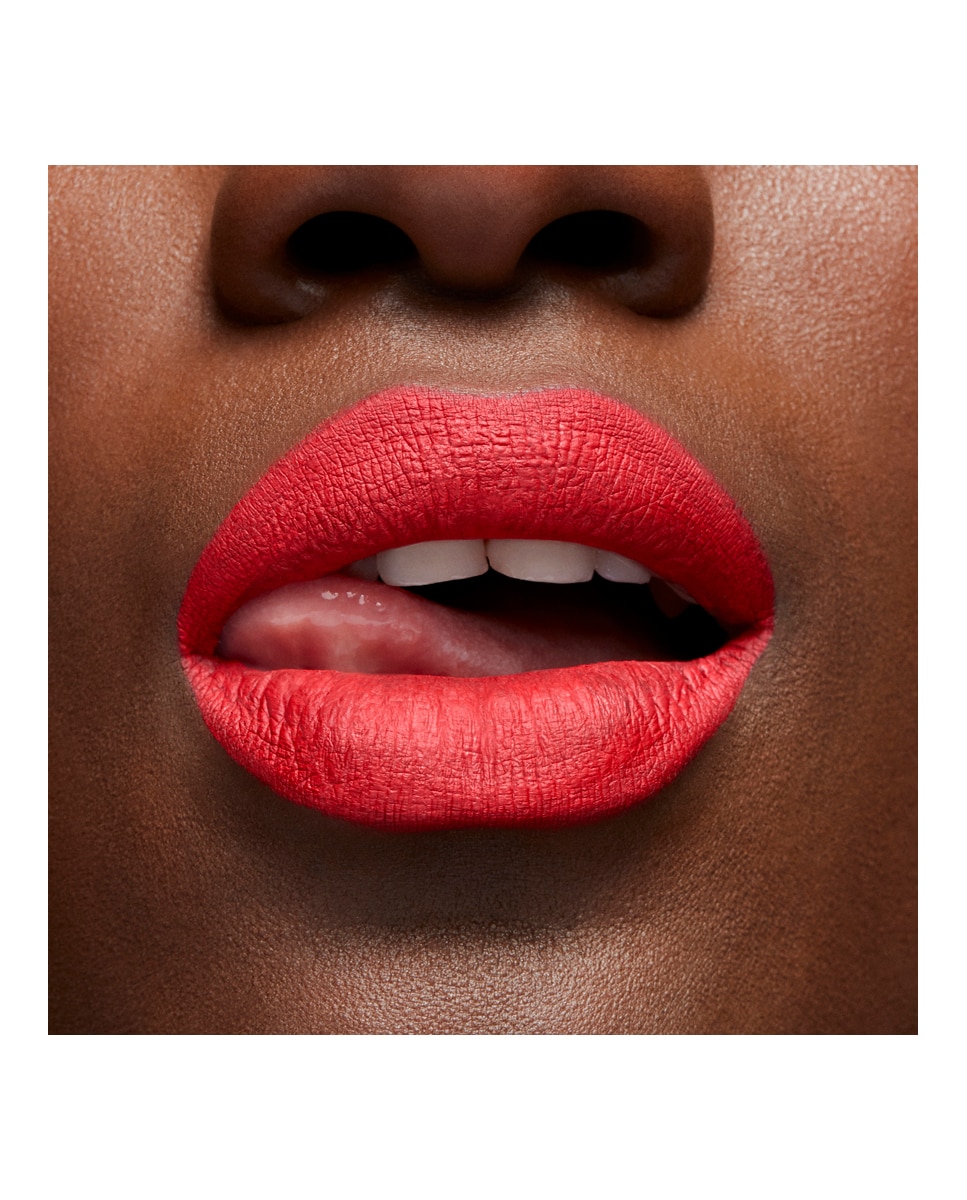 Imagen 8 de Locked Kiss 24HR Lipcolour Barra de Labios Líquida - Ruby True Ruby True