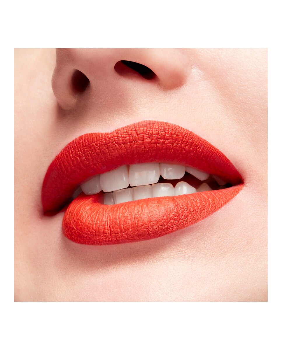 Locked Kiss 24HR Lipcolour Barra de Labios Líquida - Gutsy Gutsy-4