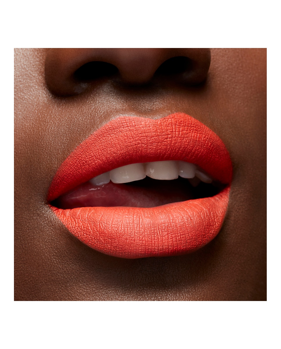 Locked Kiss 24HR Lipcolour Barra de Labios Líquida - Gutsy Gutsy-6