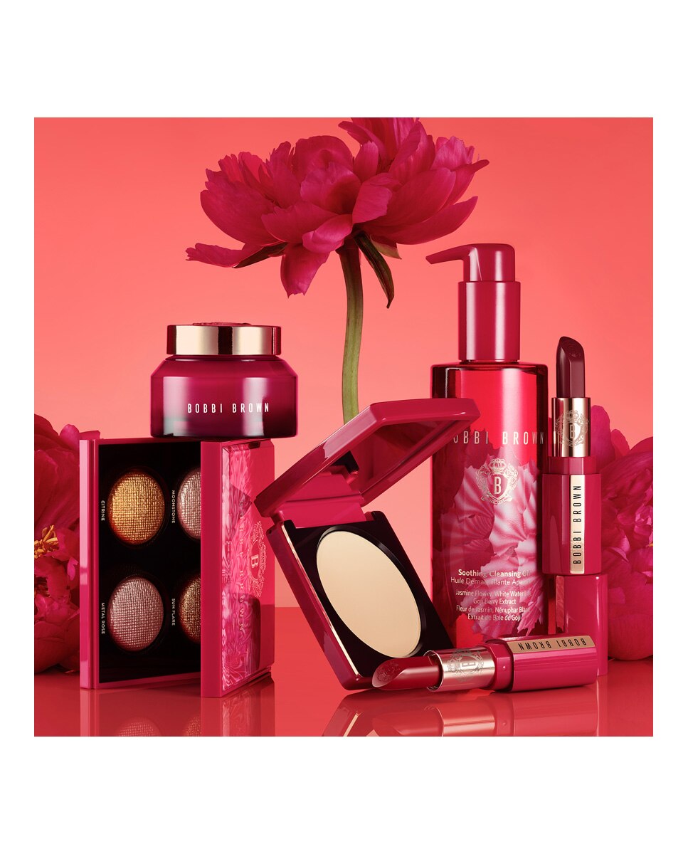 Barra de Labios Luxe Lipstick Bobbi Brown - Parisian Red Ruby-7
