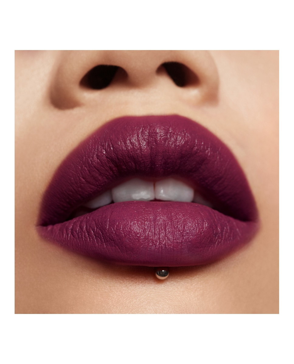 Imagen 4 de Barra De Labios Efecto Matte Recargable Byredo. - China Plum 252 China Plum 252