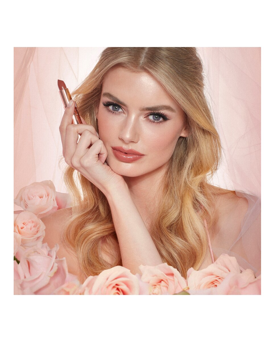 Barra de labios K.I.S.S.I.N.G Charlotte Tilbury - Nude Romance Nude Romance-5