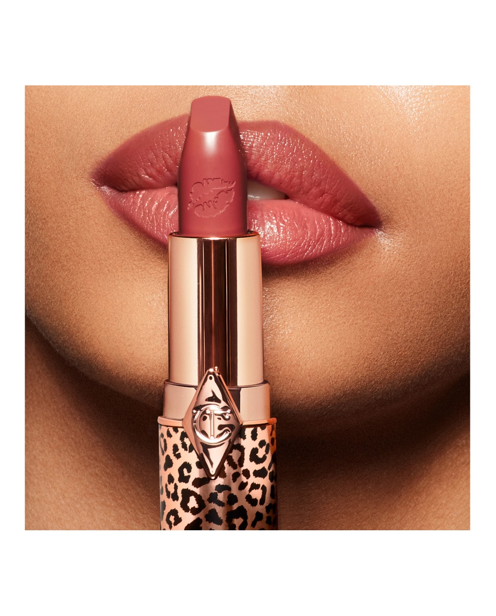 Imagen 4 de Barra de labios Hot Lips 2.0 Charlotte Tilbury - Glowing Jen Glowing Jen