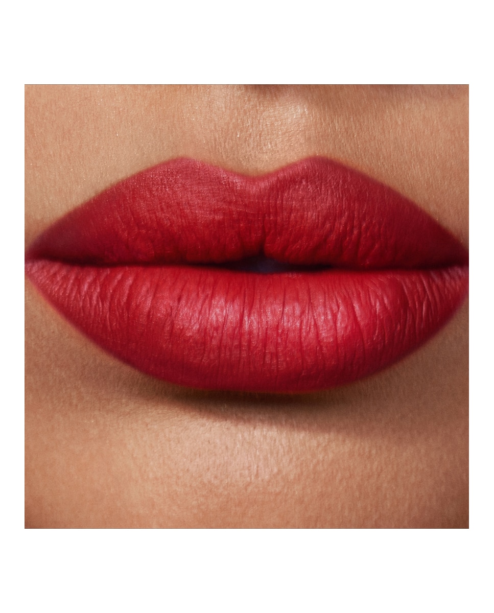 Barra de labios Airbrush Flawless Lip Charlotte Tilbury - Ruby Blur Ruby Blur-4