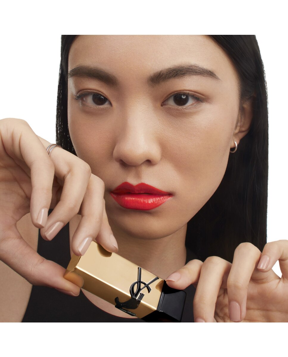 Barra de Labios acabado satinado Rouge Pur Couture Yves Saint Laurent - 06 06-4