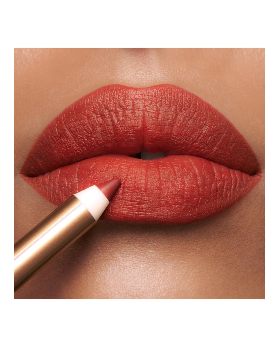 Imagen 5 de Perfilador de labios Lip Cheat Charlotte Tilbury - MARK OF A KISS MARK OF A KISS