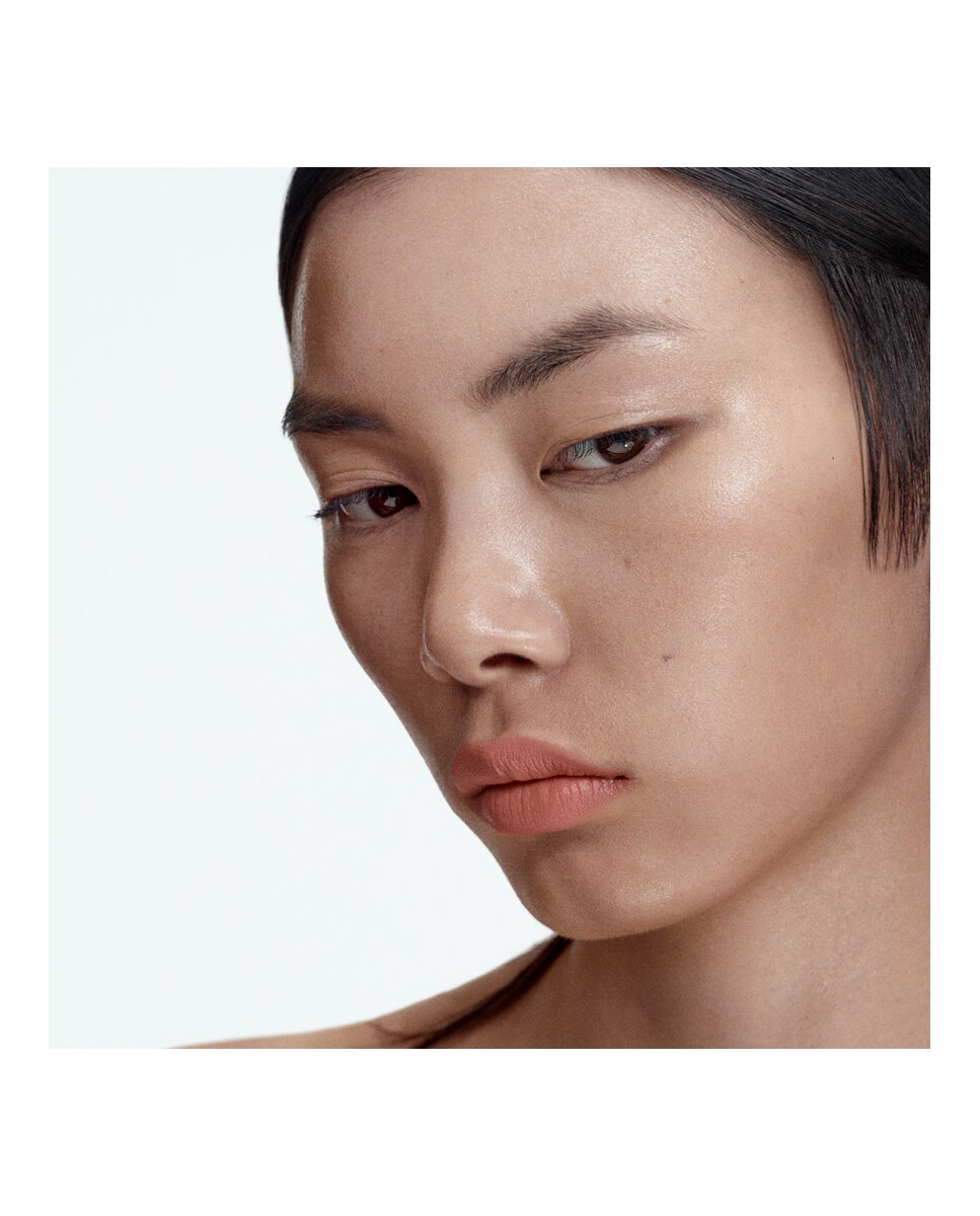 Imagen 7 de Barra de labios líquida Lipstick Mate Byredo - Matte Thar Desert 255 Matte Thar Desert 255