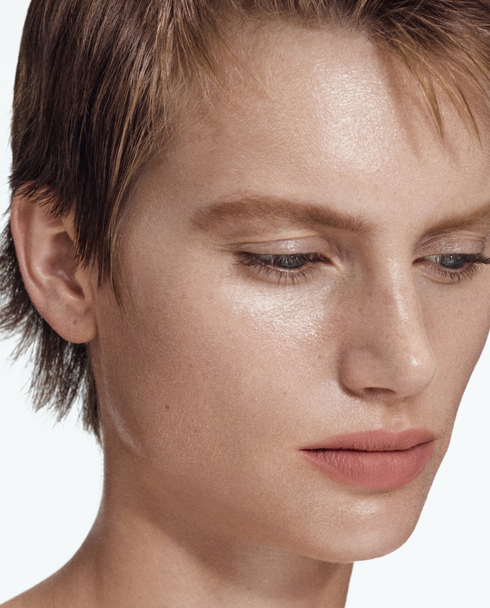 Imagen 4 de Barra de labios líquida Lipstick Mate Byredo - Matte Muted Cry 112 Matte Muted Cry 112