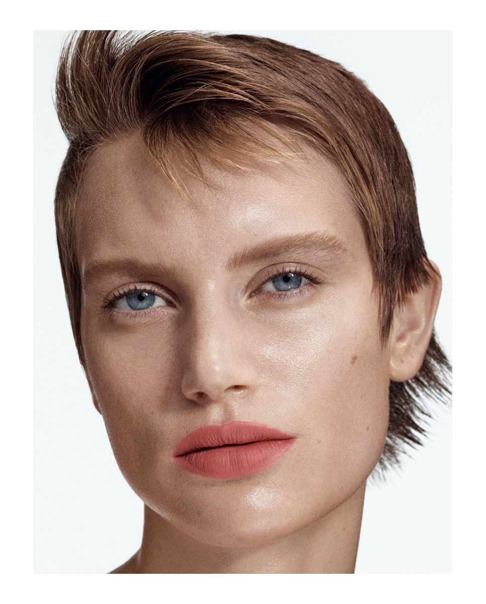 Imagen 4 de Barra de labios líquida Lipstick Mate Byredo - Matte Utopie 350 Matte Utopie 350