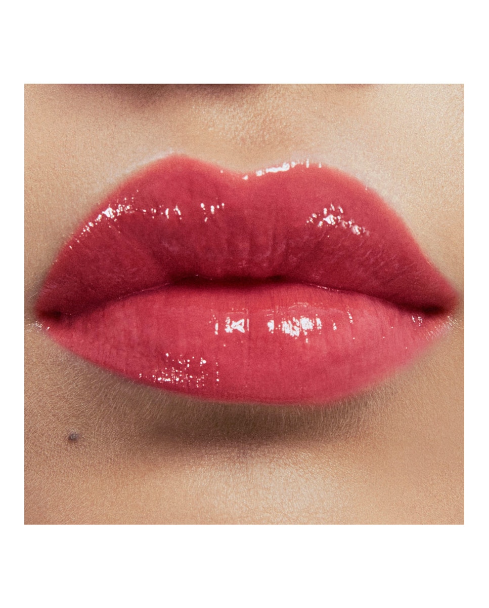Barra de labios Efecto Brillo Mojado Loveshine Yves Saint Laurent - 211 Ardent Carmine 211 Ardent Carmine-4