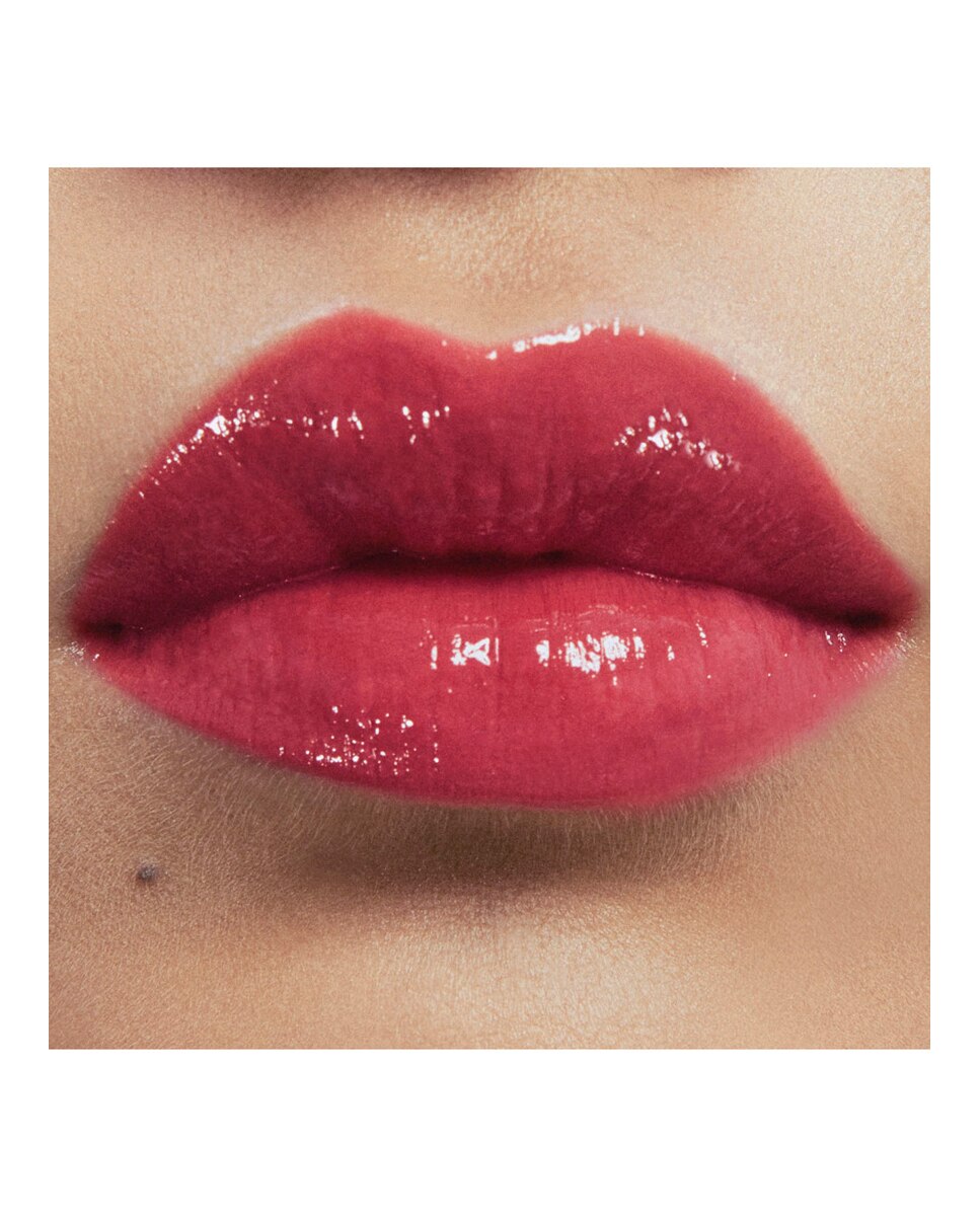 Barra de labios Efecto Brillo Mojado Loveshine Yves Saint Laurent - 212 Deep Ruby 212 Deep Ruby-4