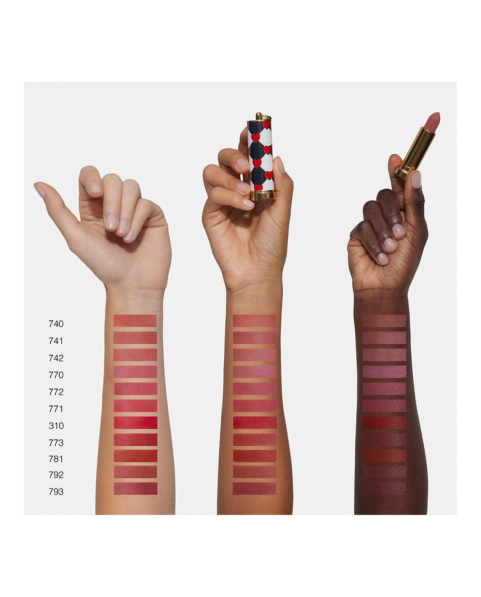 Barra de Labios Fabulous Kiss efecto mate ligero Carolina Herrera - 773 Vamp Style 773 Vamp Style-3