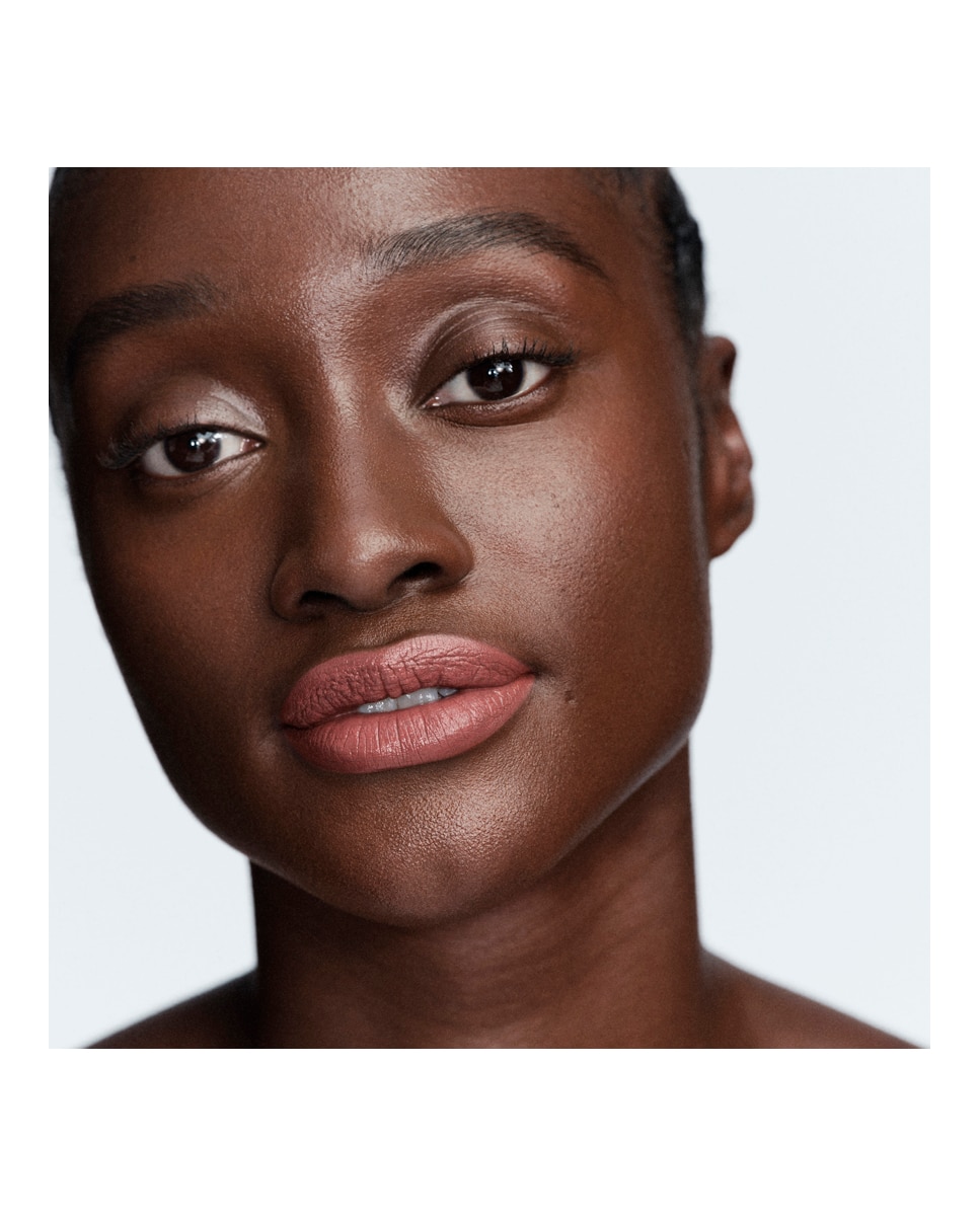 Barra De Labios Efecto Satinado Recargable Byredo - 9AM 104 9AM 104-4