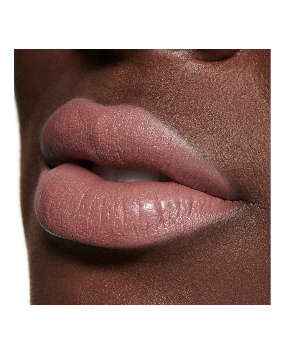 Barra de labios Macximal Silky Matte Lipstick M.A.C - NUDE COOL TEDDY NUDE COOL TEDDY-5