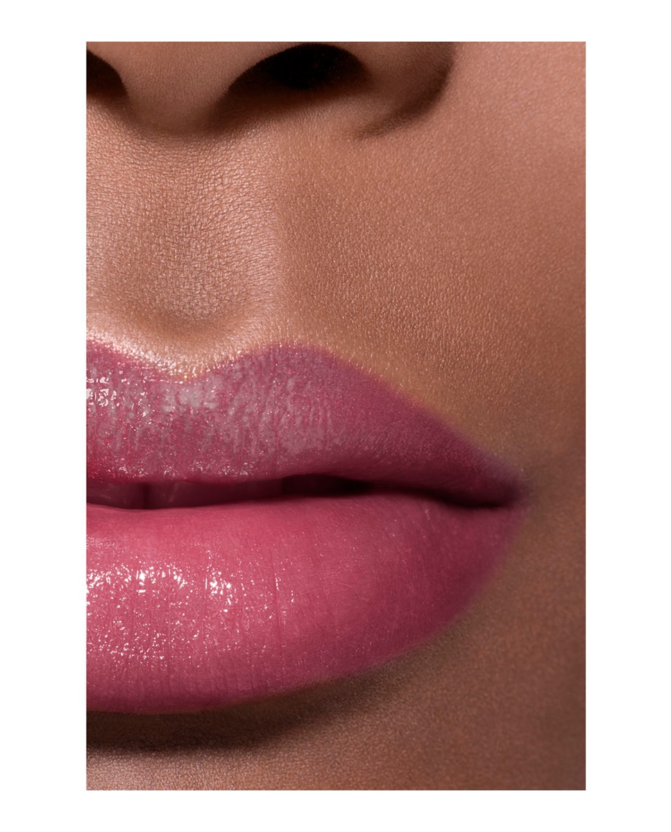 Bálsamo con Color Hidratante y Embellecedor con Intensidad a Medida Chanel - 762 3 g 762-5