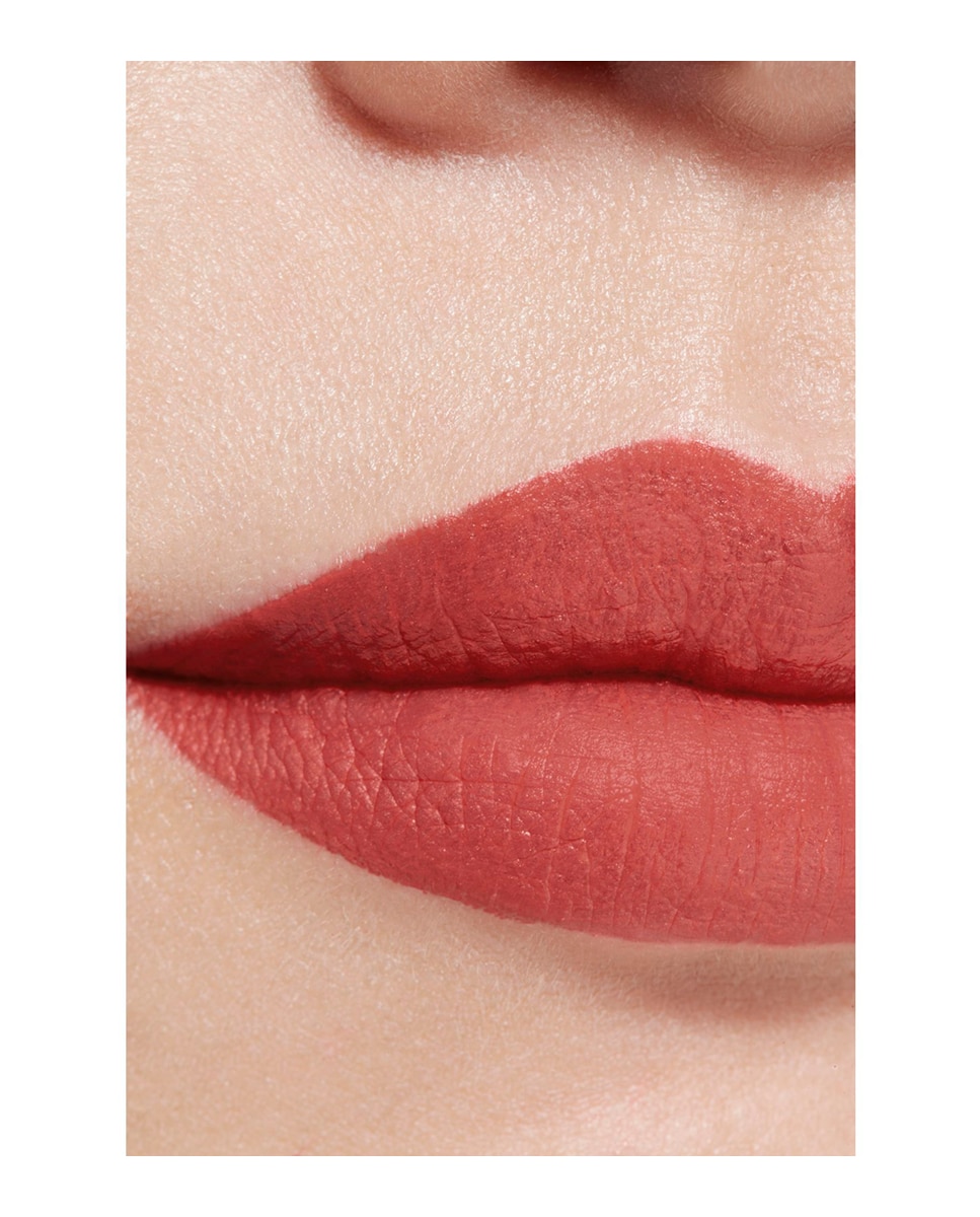 ROUGE ALLURE LIQUID VELVET - 242 SAISISSANTE 6ML 242 SAISISSANTE 6ML-4