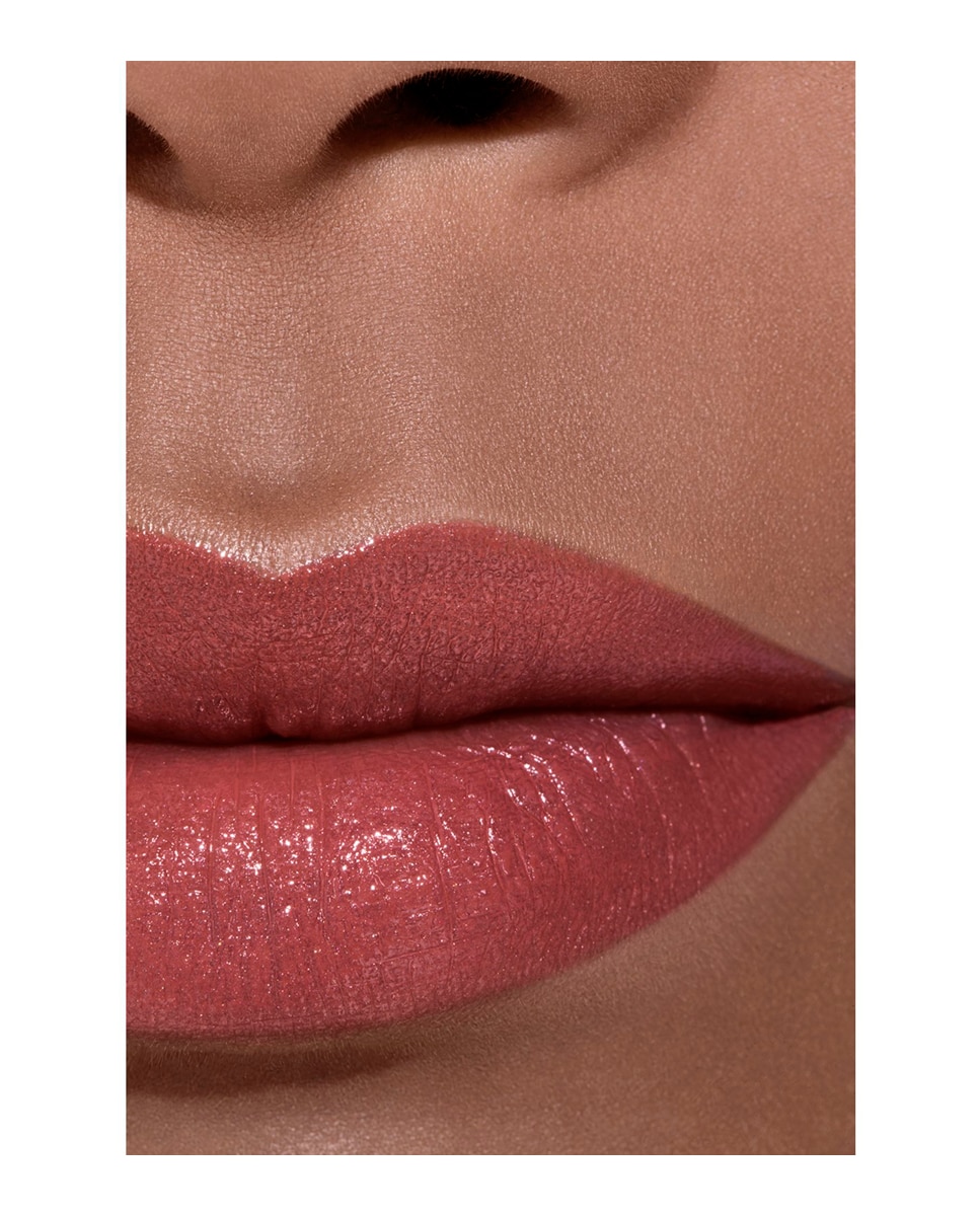 CHANEL ROUGE COCO LA BARRA DE LABIOS SATINADA DE LARGA DURACIÓN, TRATAMIENTO HIDRATANTE Y ALISANTE - 104 MADEMOISELLE 104 MADEMOISELLE-5