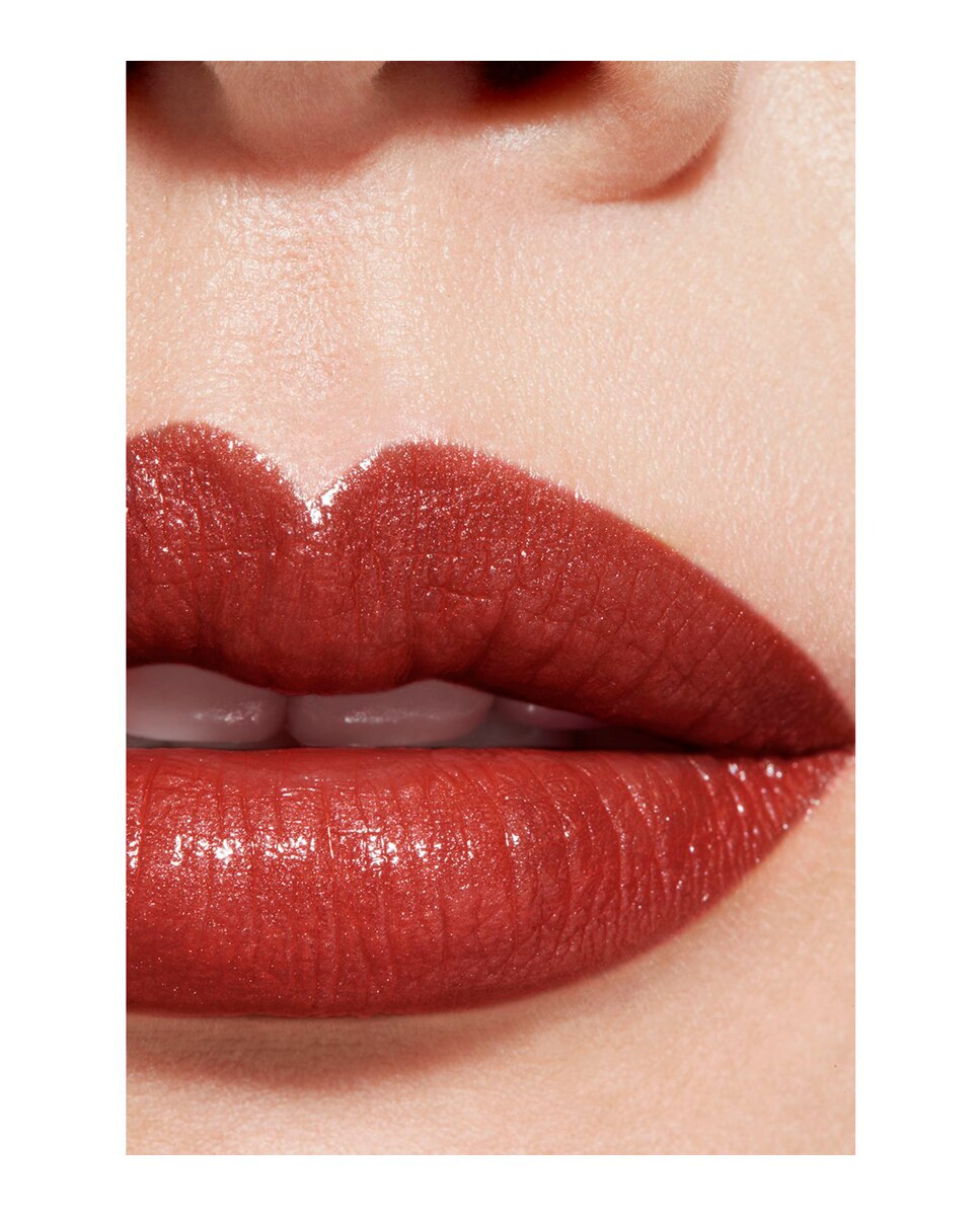 CHANEL ROUGE COCO LA BARRA DE LABIOS SATINADA DE LARGA DURACIÓN, TRATAMIENTO HIDRATANTE Y ALISANTE - 112 PARIS 1ER 112 PARIS 1ER-4