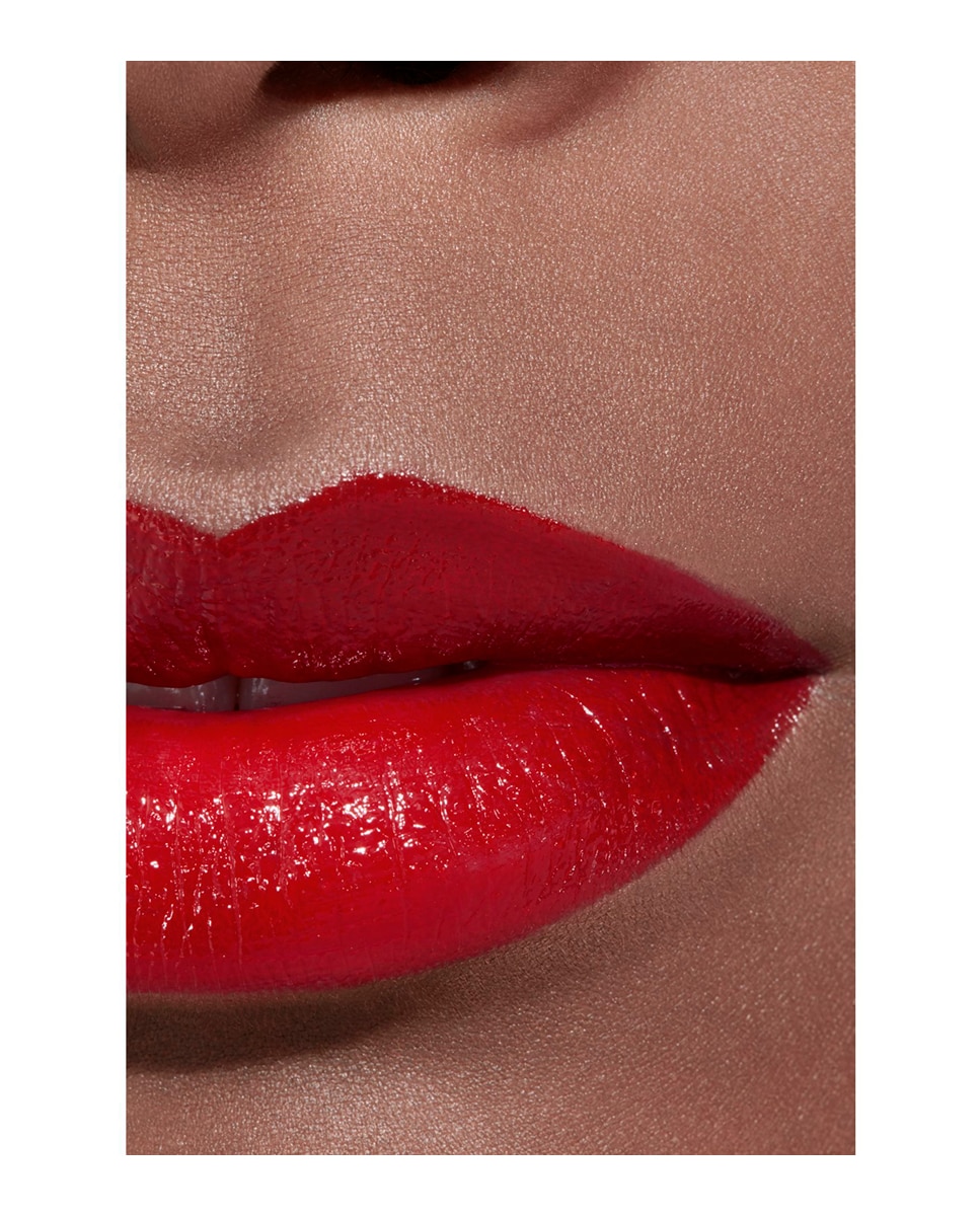 CHANEL ROUGE COCO LA BARRA DE LABIOS SATINADA DE LARGA DURACIÓN, TRATAMIENTO HIDRATANTE Y ALISANTE - 120 GABRIELLE 120 GABRIELLE-5