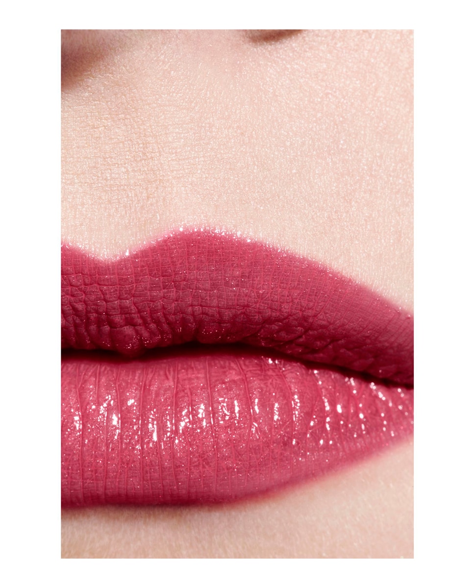 CHANEL ROUGE COCO LA BARRA DE LABIOS SATINADA DE LARGA DURACIÓN, TRATAMIENTO HIDRATANTE Y ALISANTE - 128 LÉGENDE 128 LÉGENDE-6