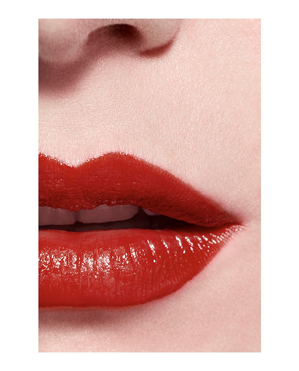 CHANEL ROUGE COCO LA BARRA DE LABIOS SATINADA DE LARGA DURACIÓN, TRATAMIENTO HIDRATANTE Y ALISANTE - 116 LIDO 116 LIDO-5