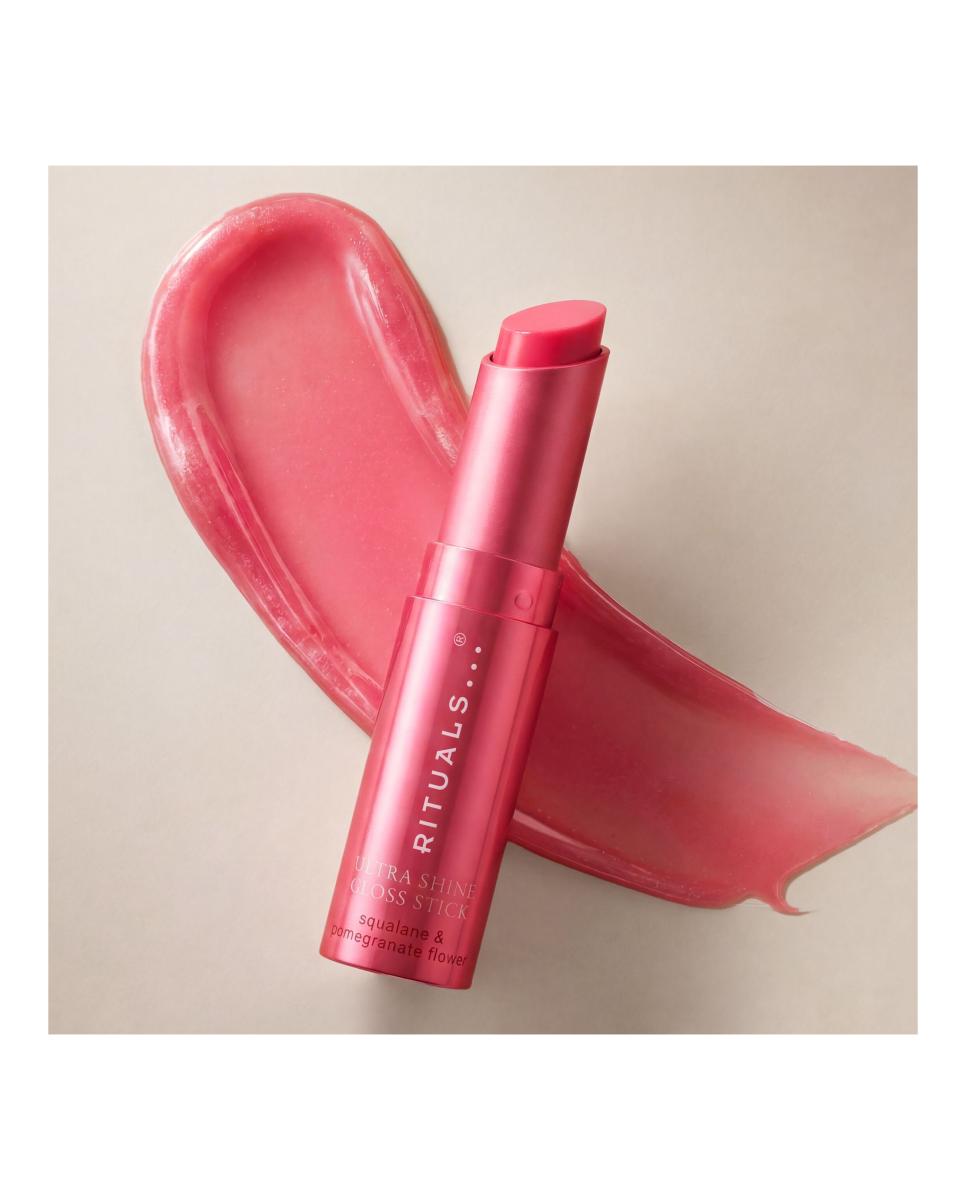 Ultra Shine Gloss Stick - Cheeky Brillo de Labios 3