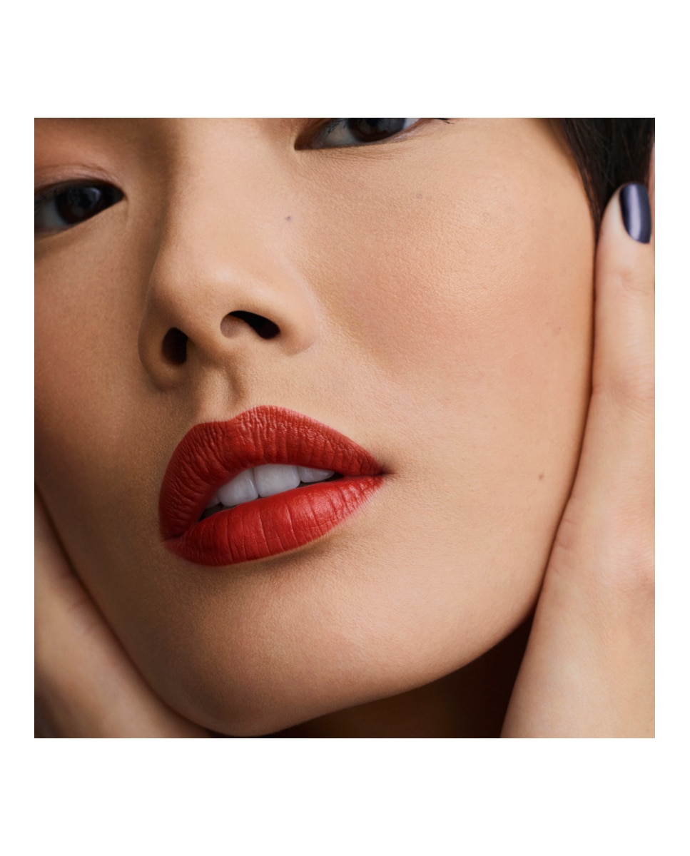 HERMES ROUGE HERMES 79 SATINÉ Barra de Labios Satinado Rouge Hermès 79 Rouge Érable 3,5 g · El