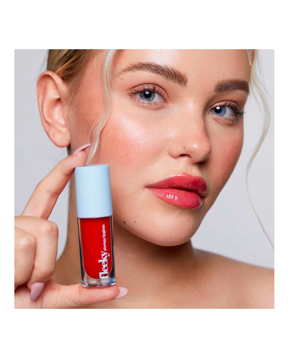 Brillo Labial Lips Gloss Voluminizador Fleeky - Cherry Red 5 ml Cherry Red-4