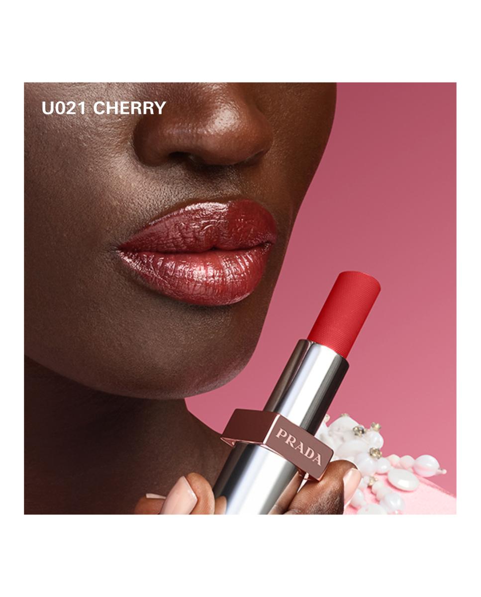 Barra de labios Light Glowing Lipcolor Prada Beauty - Cherry Cherry-5