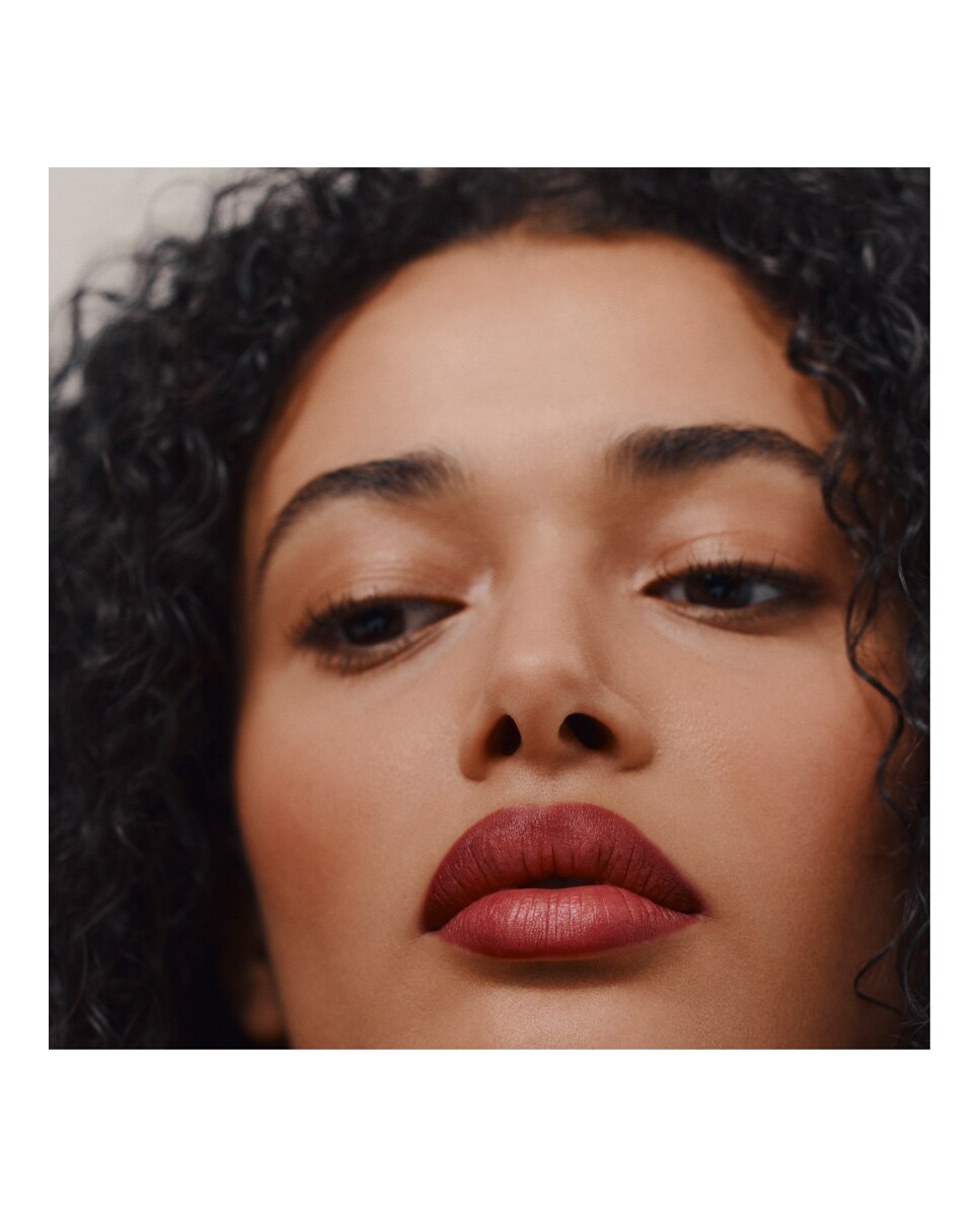 Lápiz de Labios Trait d'Hermès - 85 Rouge H 0,9 g 85 Rouge H-3